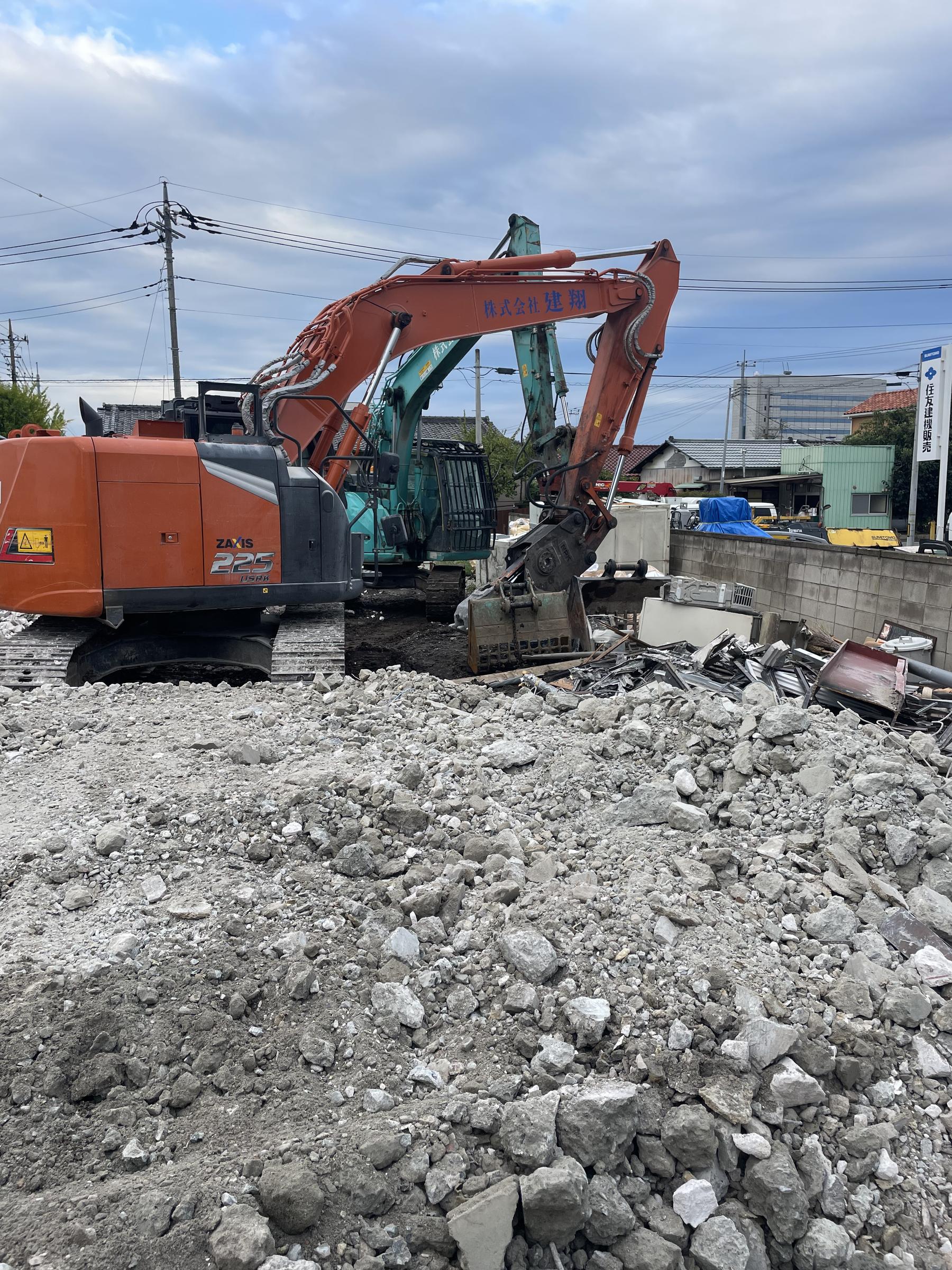 サムネイル: 前橋市　鉄骨造3Ｆ建てビル解体工事